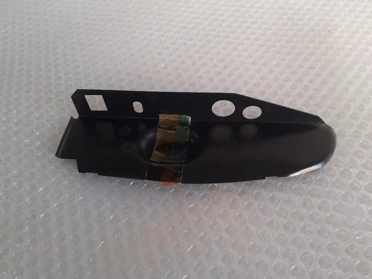 Front Left Bracket fits Fiat Uno MK1 5941489 Genuine View Front
