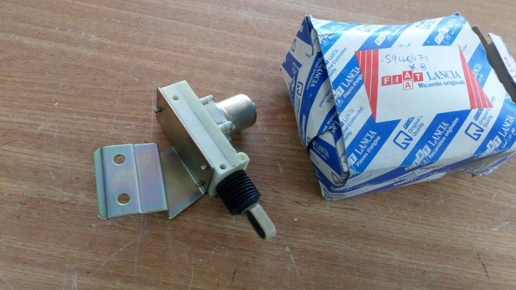 Electric Motor Lock fits Fiat Argenta 5946671 Genuine View Rear