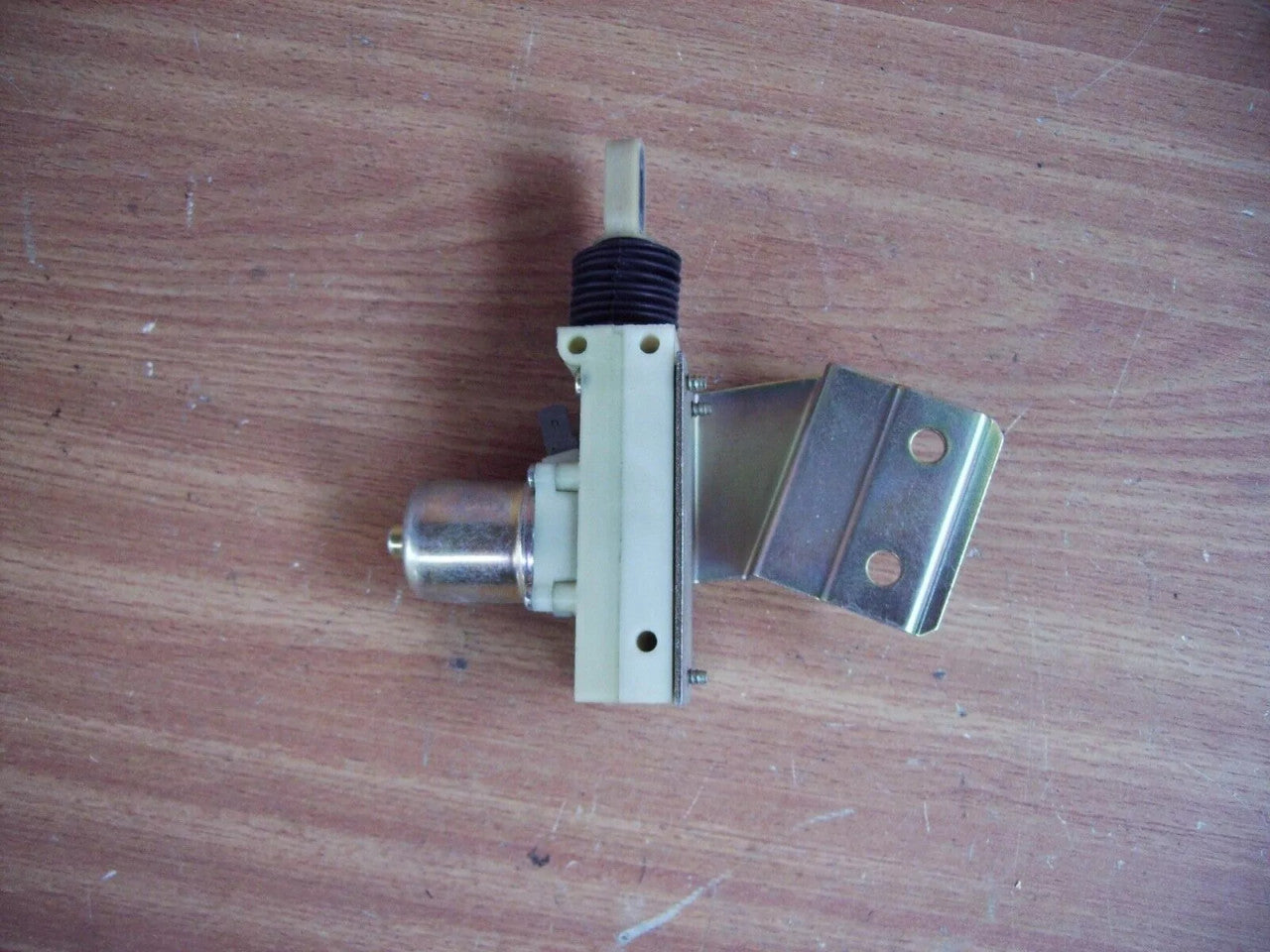 Electric Motor Lock fits Fiat Argenta 5946671 Genuine View Left