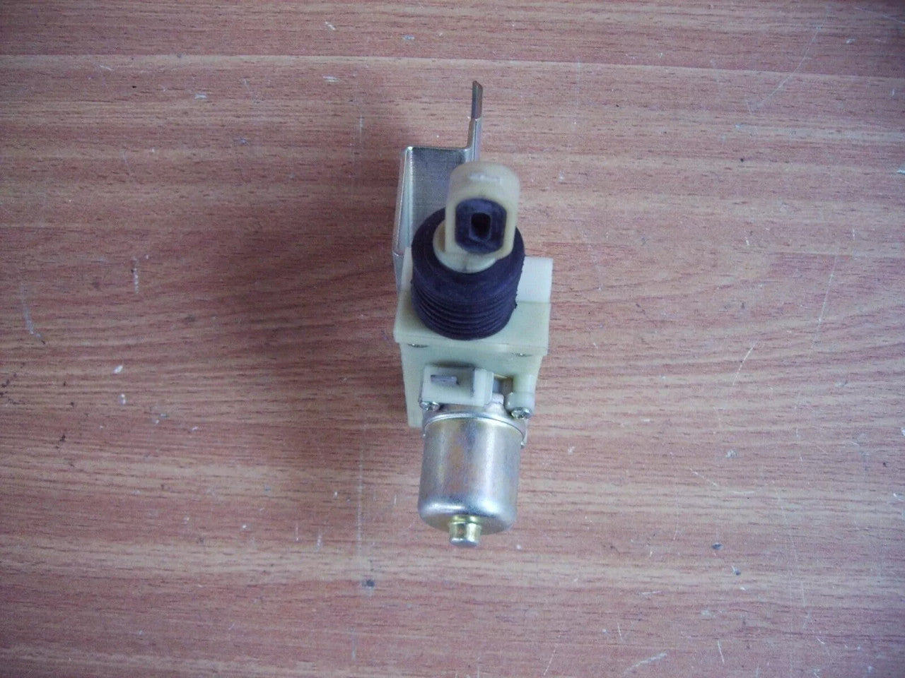 Electric Motor Lock fits Fiat Argenta 5946671 Genuine View Upper