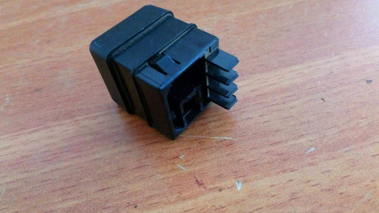 Knob Button Cap fits Fiat Uno Fiorino 5952070 Genuine View Rear