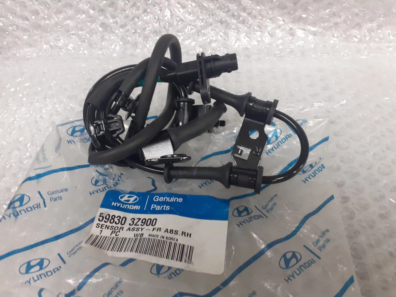 ABS Speed Sensor Front Right fits Hyundai i40 598303Z900 Genuine View Rear