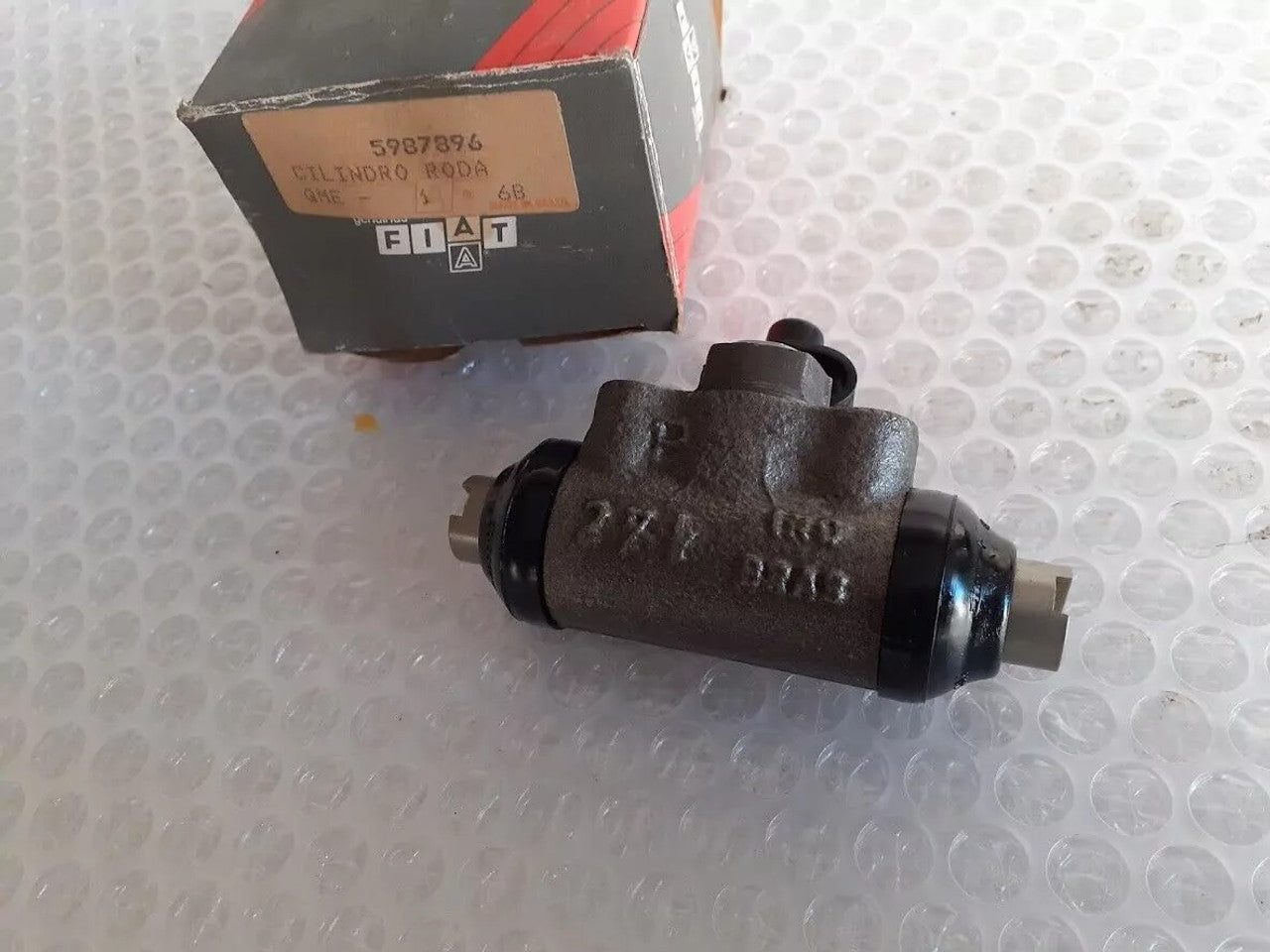 Brake Wheel Cylinder fits Fiat Duna Elba Uno Fiorino 5987896 Genuine View Front