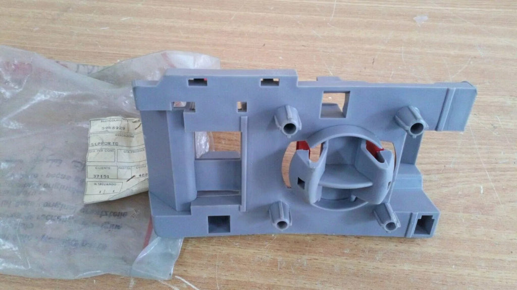 Jack Base Support fits Fiat Uno Diesel Lancia Y10 5988929 Genuine View Rear