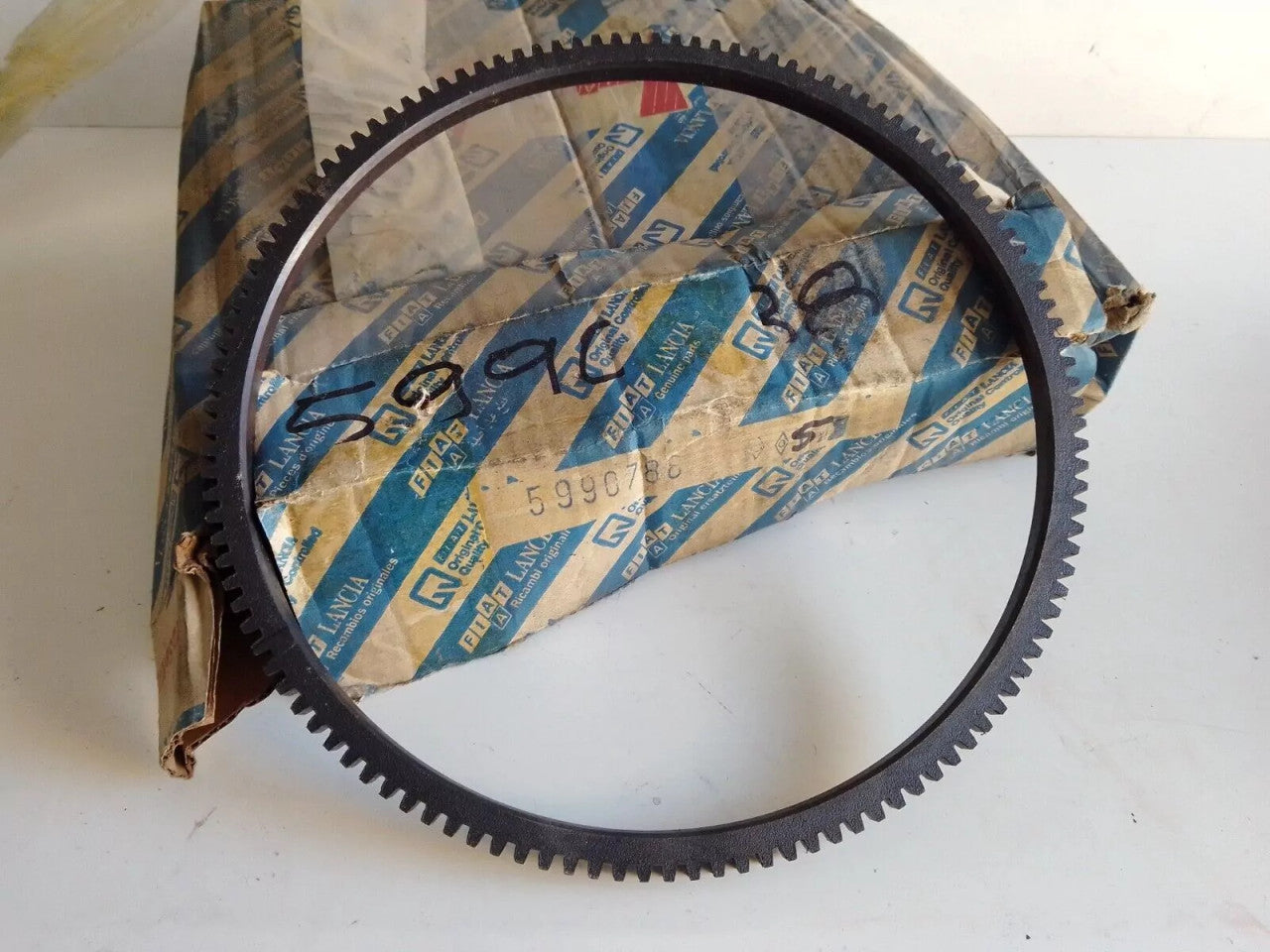Flywheel Ring Gear fits Fiat 126 5990788 7664141 Genuine View Front
