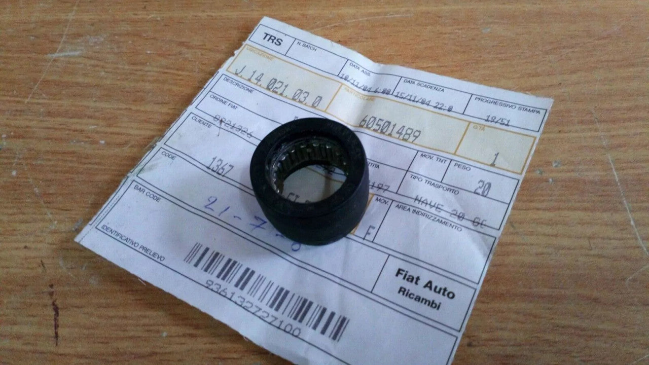 Steering Shaft Bush Bearing fits Fiat Coupe Alfa Romeo 33 75 GTV Spider 60501489 View Front