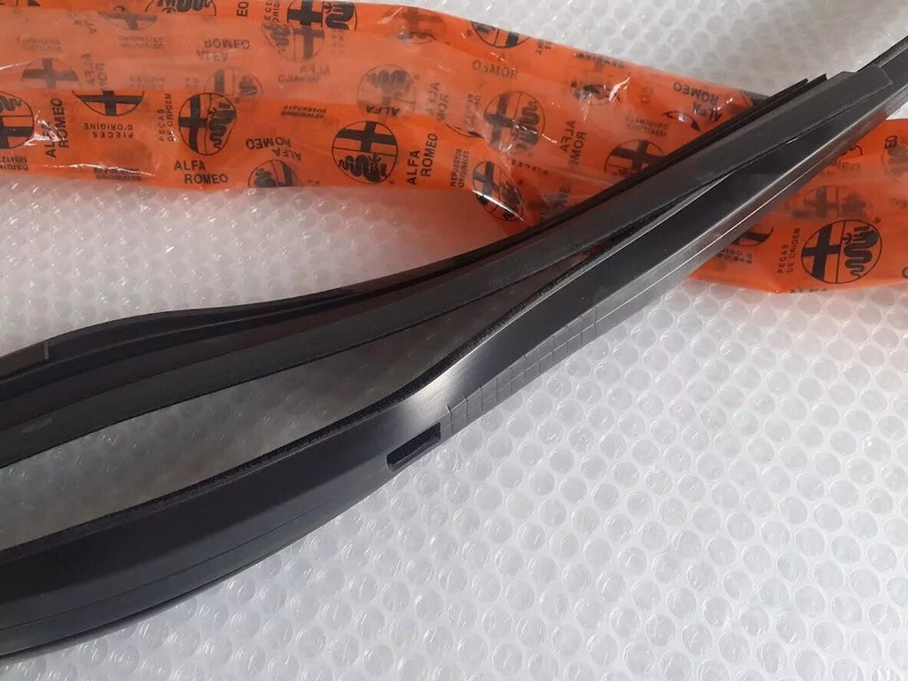 Rear Right Door Seal fits Alfa Romeo 33 60504500 Genuine View Right