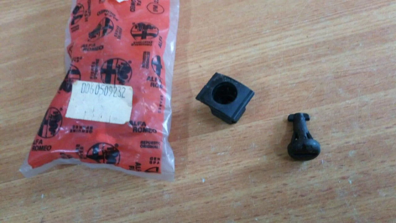 Dashboard Clip fits Alfa Romeo 164 60509232 Genuine View Front