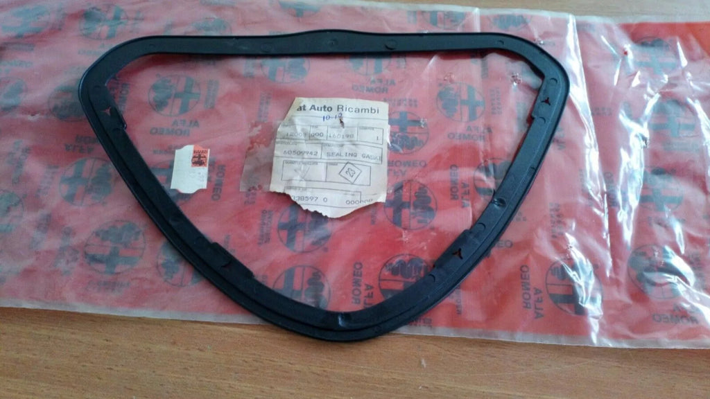 Front Grille Frame Bezel Seal fits Alfa Romeo 164 60509942 Genuine View Front
