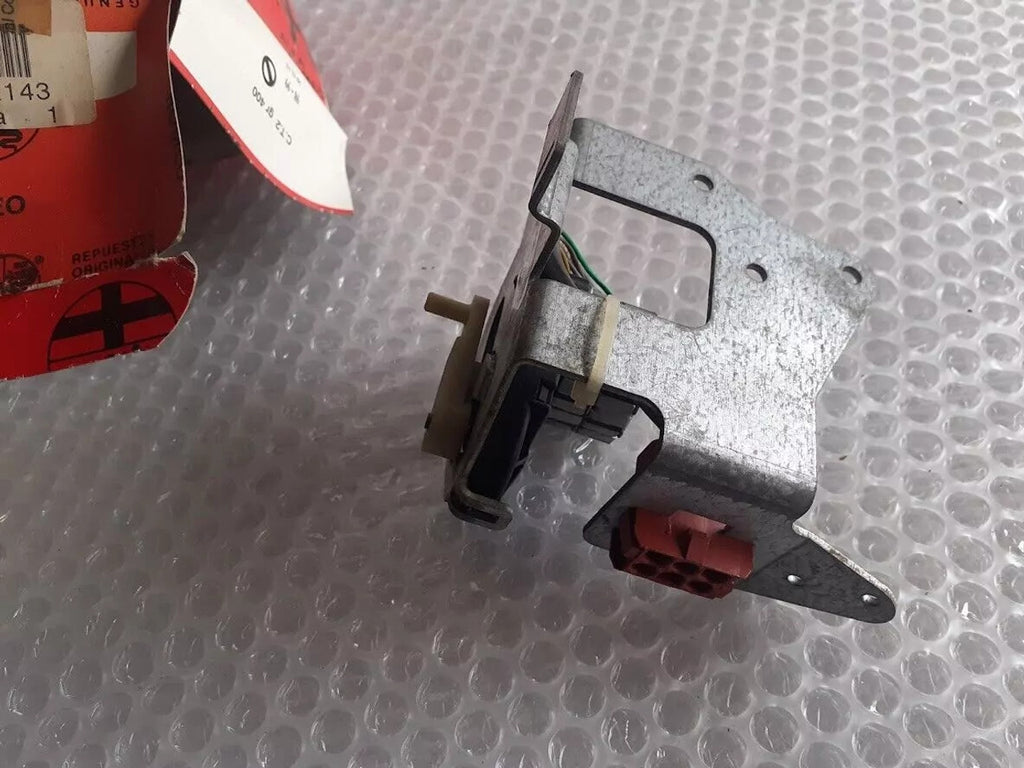 HVAC Electric Motor Right Hand Drive fits Alfa Romeo 164 60512143 Genuine View Left