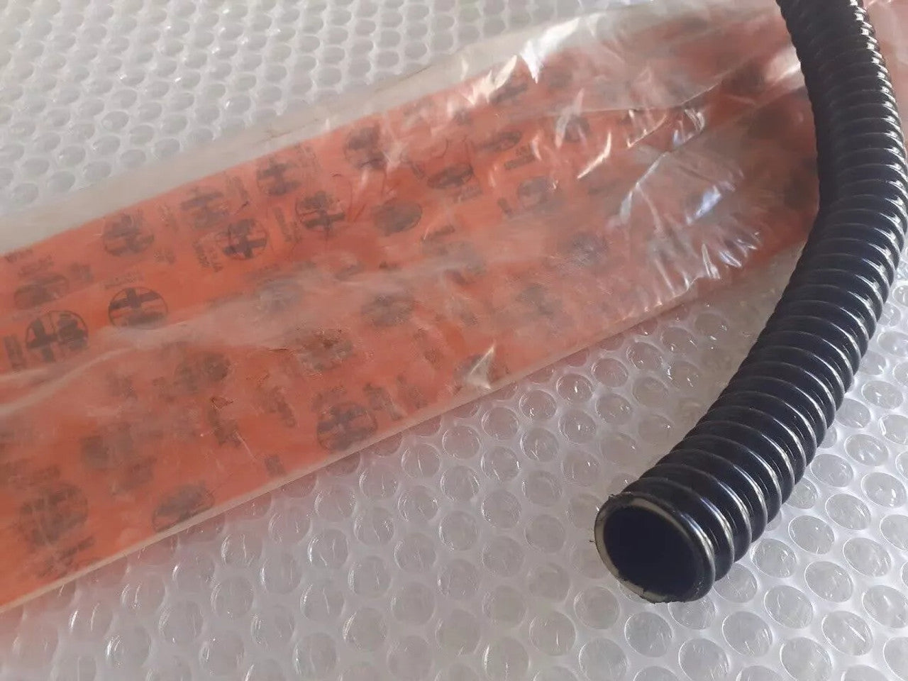 Air Condition Pipe fits Alfa Romeo RZ SZ 75 60522509 Genuine View Rear