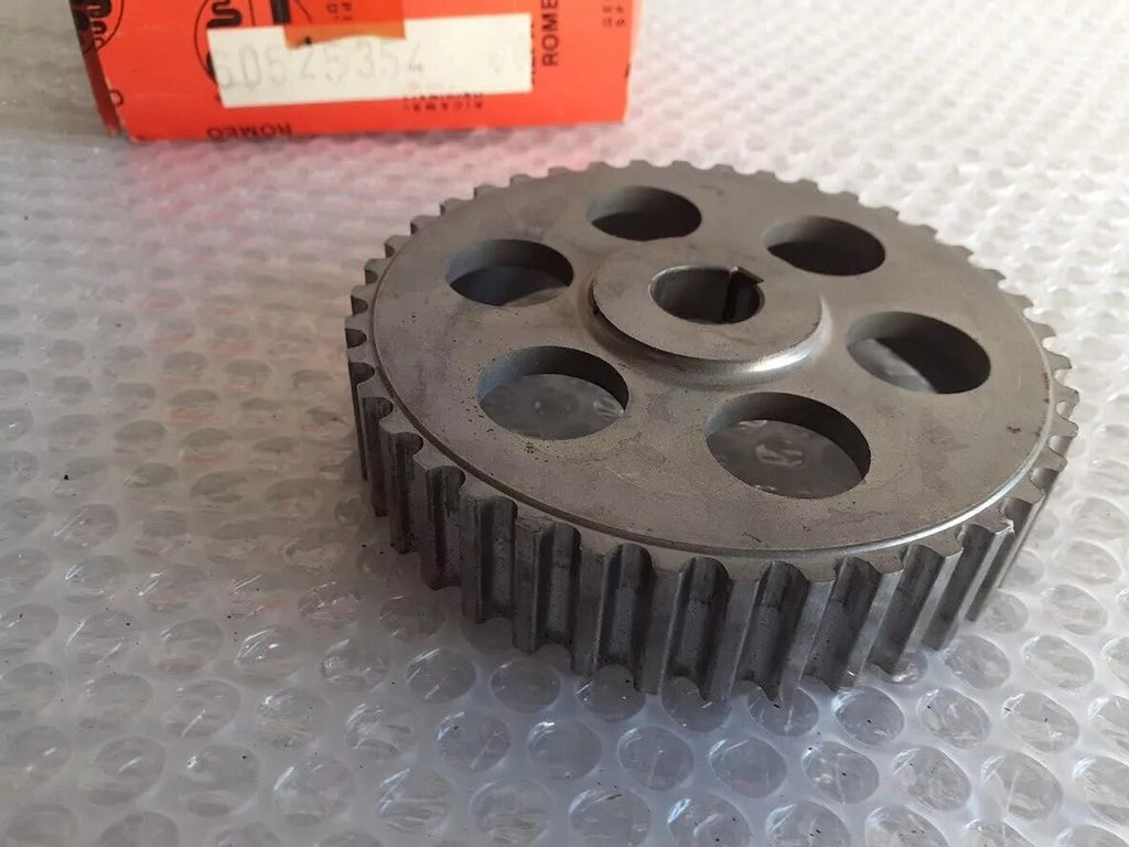 Camshaft Pulley Sprocket Exhaust Left fits Alfa Romeo 33 145 146 60525354 View Rear