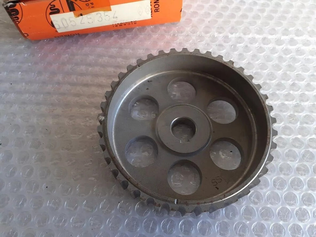 Camshaft Pulley Sprocket Exhaust Left fits Alfa Romeo 33 145 146 60525354 View Left