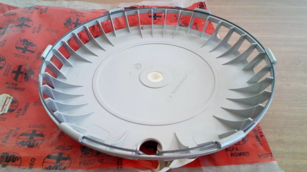 4x Wheel Hub Cap fits Alfa Romeo 75 60526130 Genuine View Left