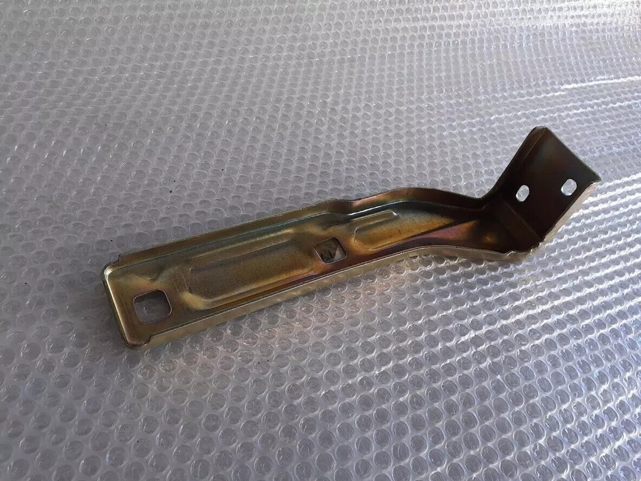 Bumper Bracket Front Left fits Alfa Romeo 75 60527818 Genuine View Right