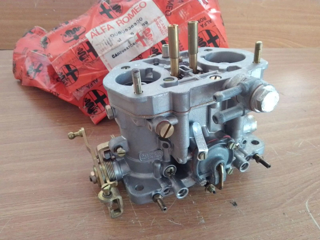 Carburetor fits Alfa Romeo 33 Alfasud DRLA36D 60536300 Genuine View Close Up Front