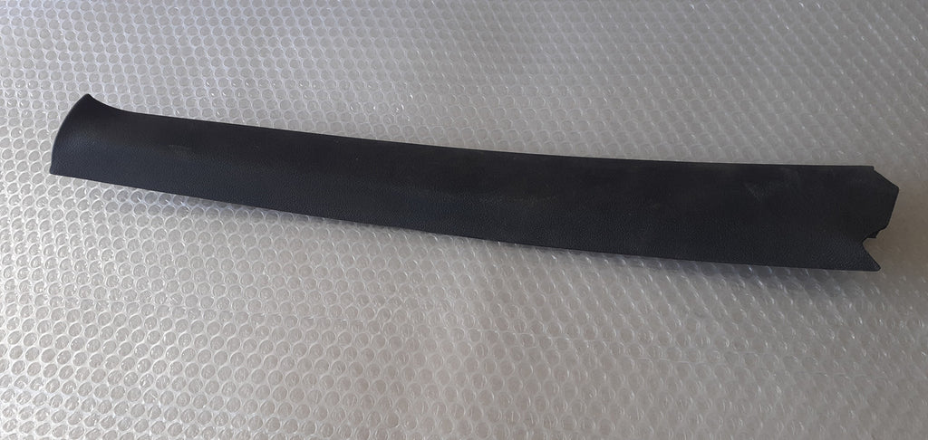 Interior Trim Pillar Left fits Alfa Romeo 33 60545617 Genuine View Front