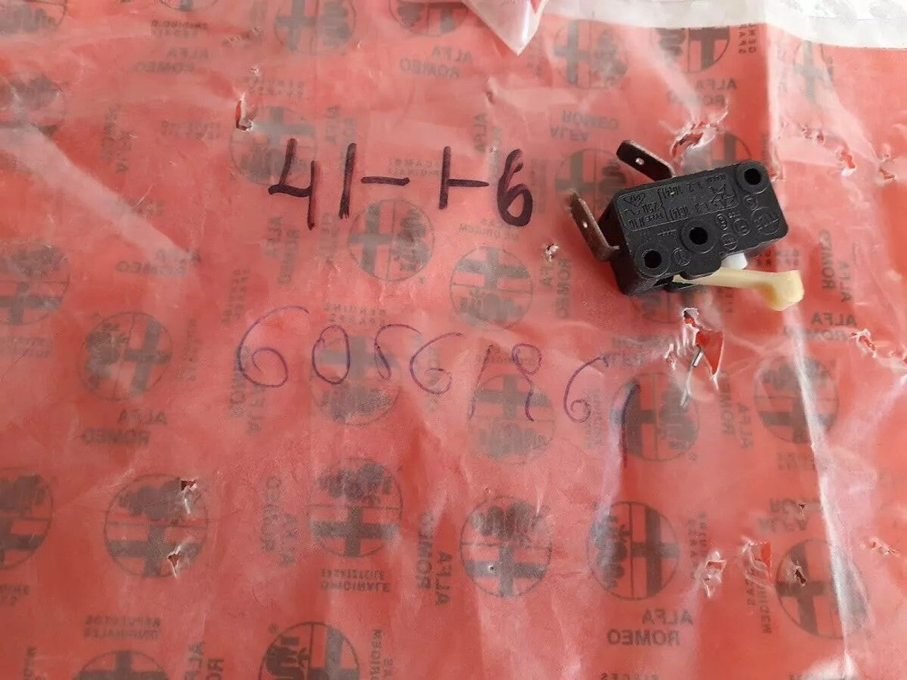 A/C Heater Switch fits Alfa Romeo 33 60561961 Genuine View Front