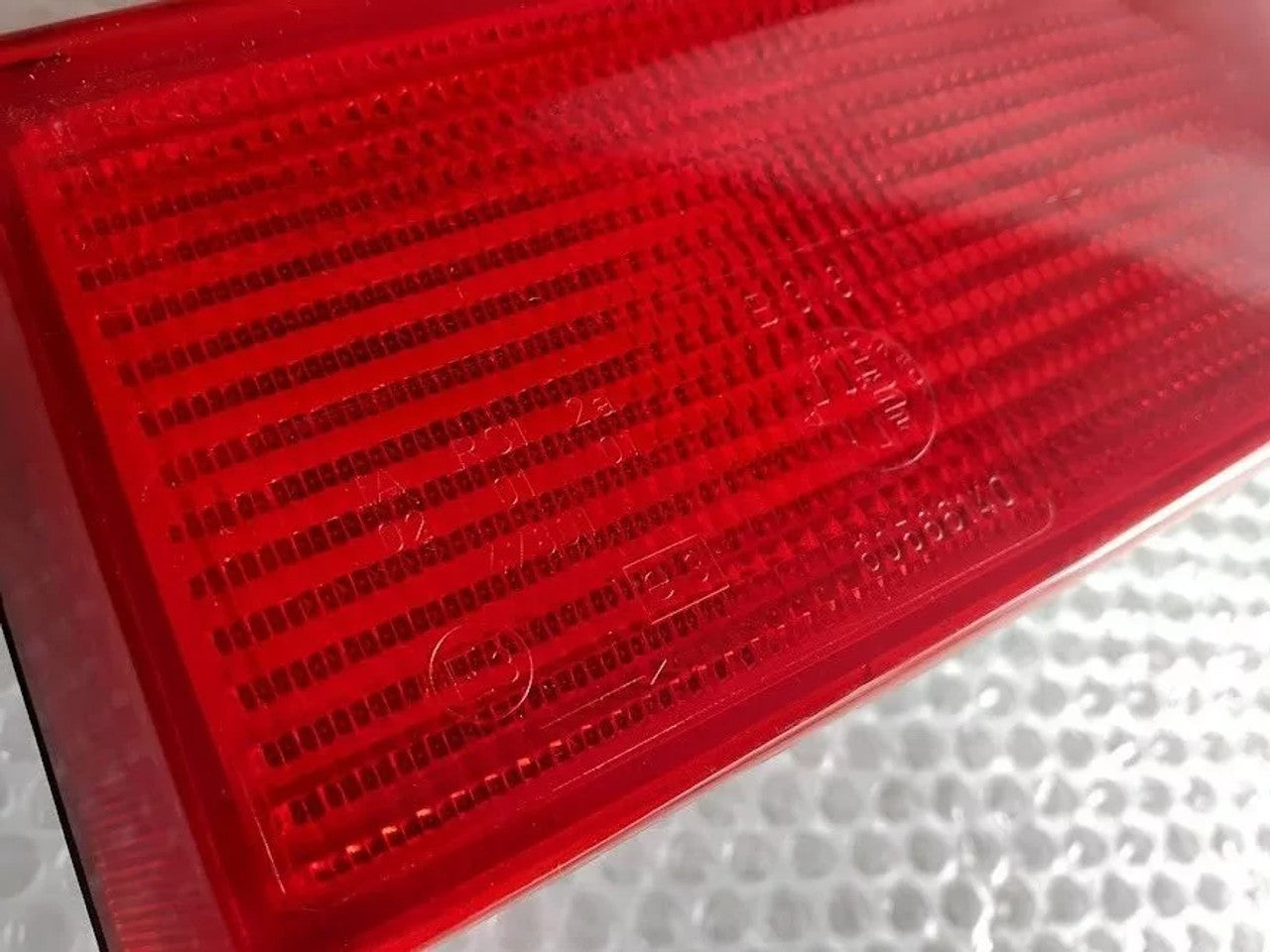 Tail Light Right Rear fits Alfa Romeo 164 60566140 Genuine View Right