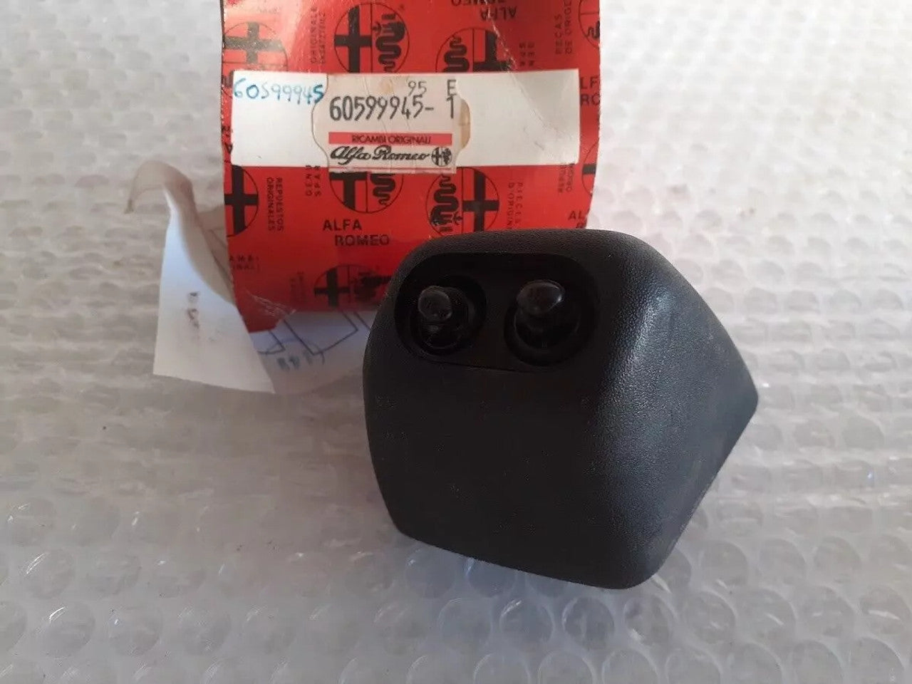 Headlight Wiper Nozzle Left fits Alfa Romeo 145 146 60599945 Genuine View Front
