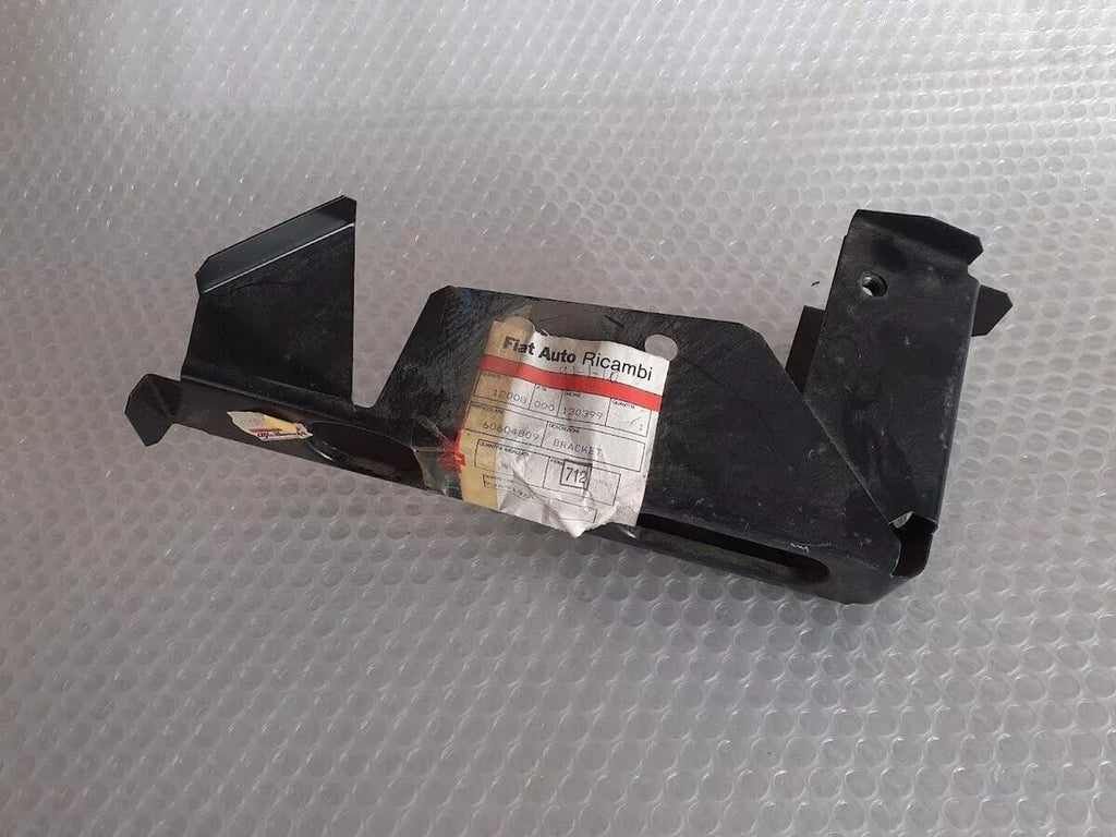 Rear Panel Bracket Right fits Alfa Romeo 146 60604809 Genuine View Front