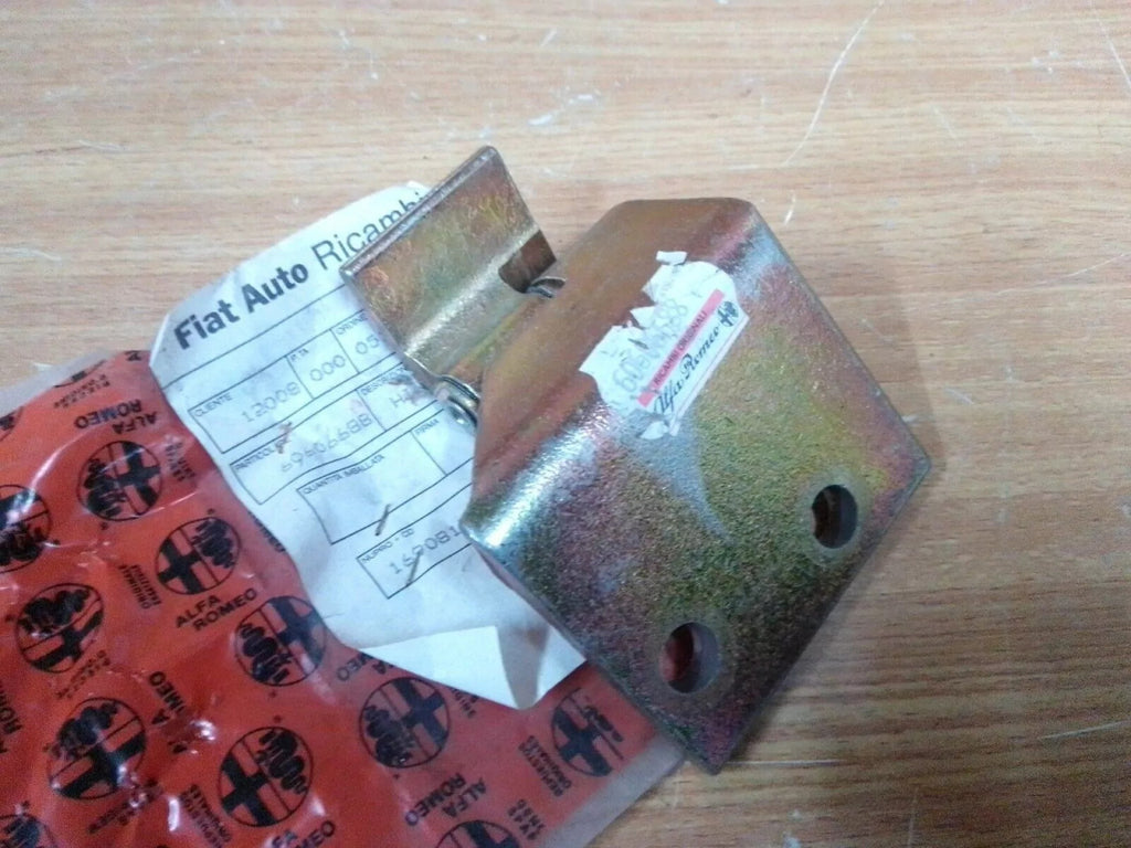 Door Hinge Rear Right fits Alfa Romeo 146 155 60606688 Genuine View Front