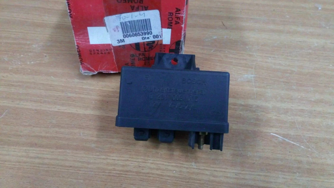 Glow Plugs Control Unit fits Fiat Punto Doblo Strada Alfa Romeo 145 146 156 166 60653990 View Left