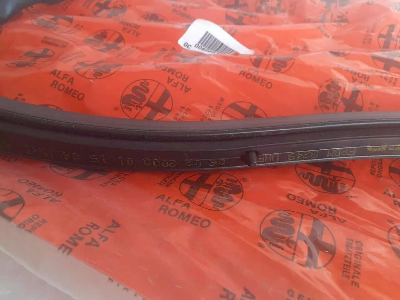 Hood Seal Bonnet fits Alfa Romeo 60667328 Genuine View Rear