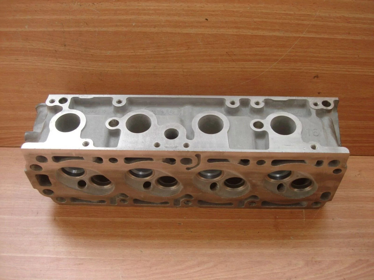 Cylinder Head fits Opel Ascona C Kadett D E Vauxhall Cavalier 16N 16S 16SH 607010 View Right