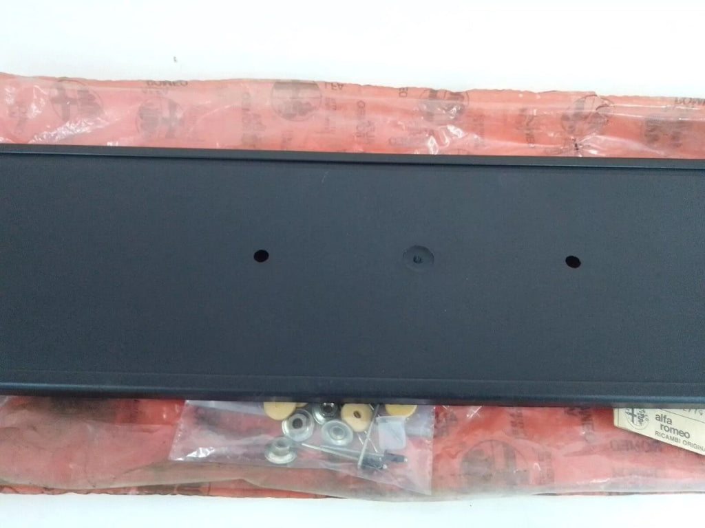 License Plate Support Rear fits Alfa Romeo Giulietta 60720834 Genuine View Left