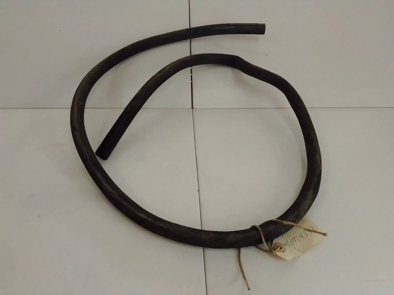 Heater hose fits Alfa Romeo Alfetta 60724533 Genuine View Front