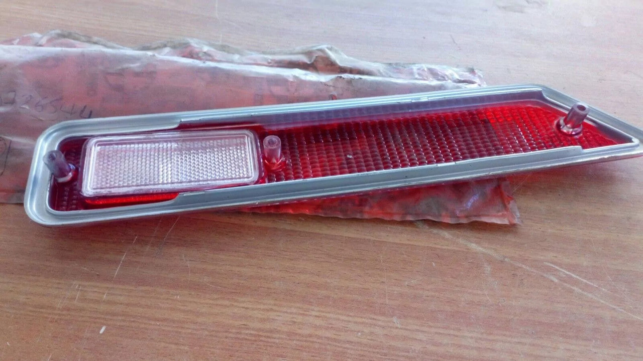 Tail Light Lens Left fits Alfa Romeo Alfetta 11610650810004 Genuine 60726544 View Rear