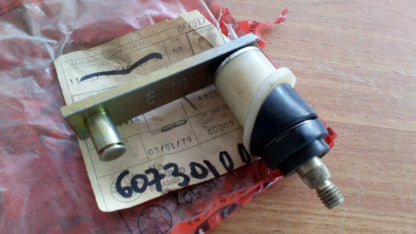 Windshield Wiper Pivot fits Alfa Romeo 116 116506556903 Genuine 60730100 View Rear