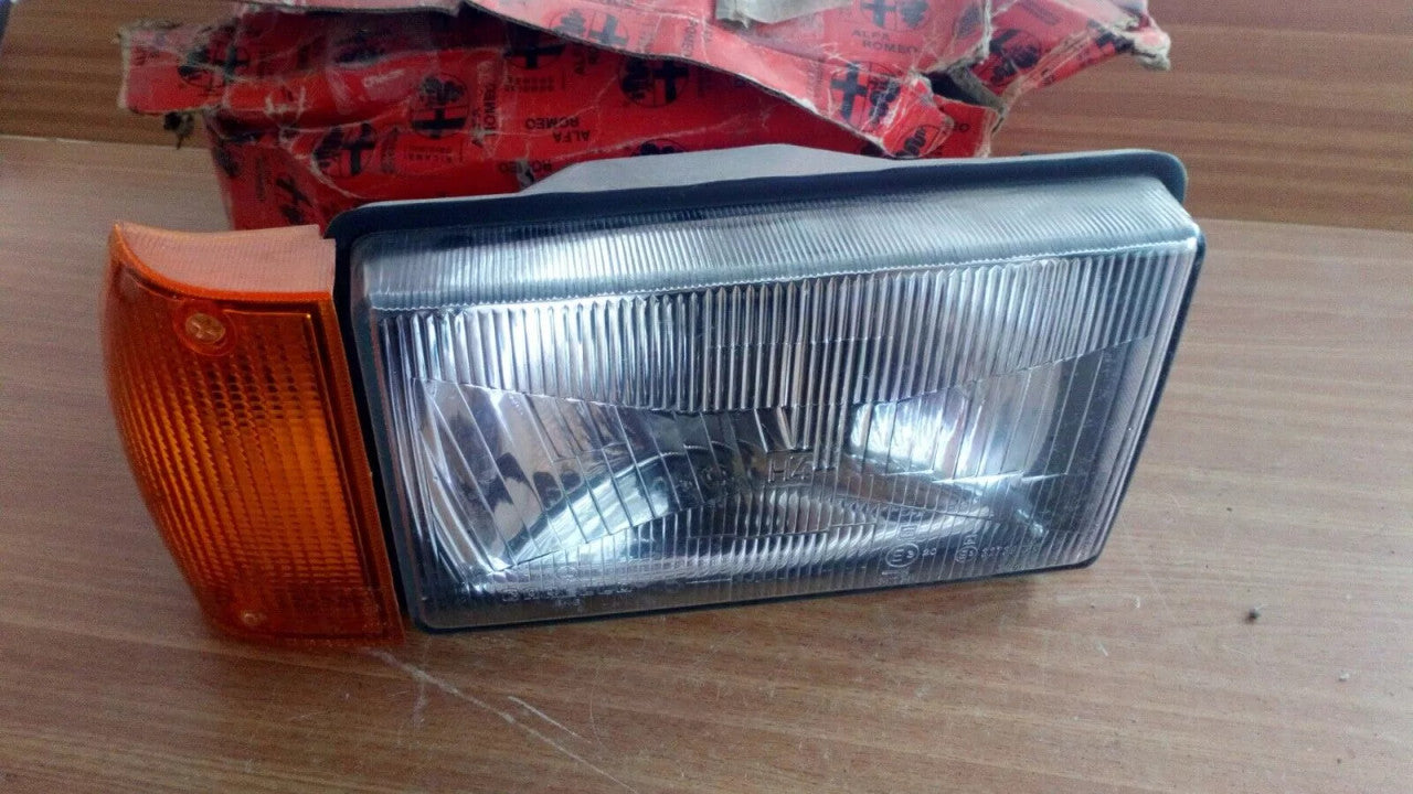 Headlight Right fits Alfa Romeo Giulietta 60730252 Genuine View Front