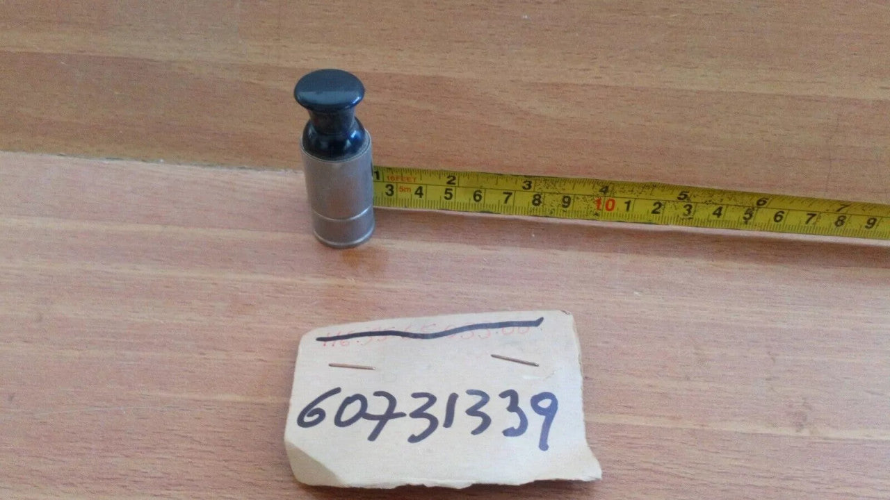 Lighter fits Alfa Romeo Giulietta 60731339 Genuine View Front