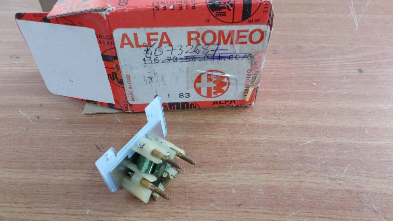 Fuel Gauge fits Alfa Romeo 116736401100 60732687 Genuine View Rear