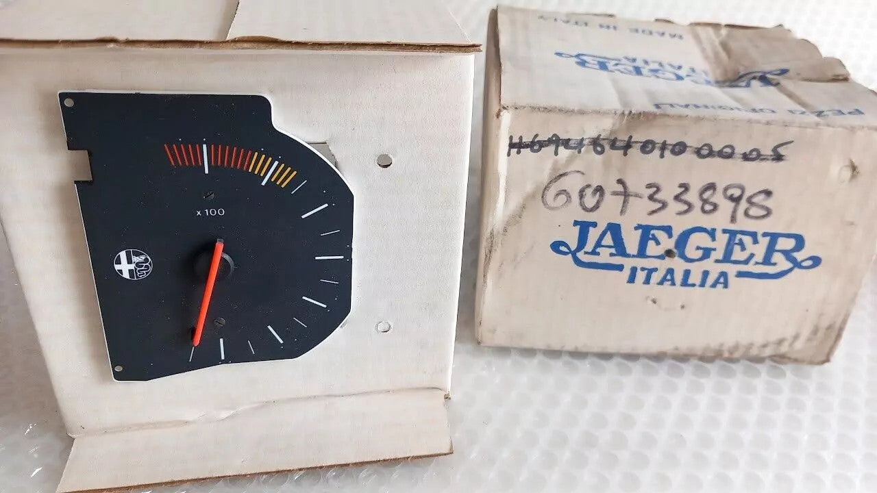 Tachometer RPM x100 fits Alfa Romeo Giulietta 115 11694640100005 60733898 View Rear