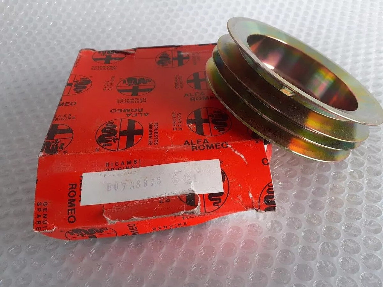 Air Condition Compressor Pulley fits Alfa Romeo 33 60738945 Genuine View Rear