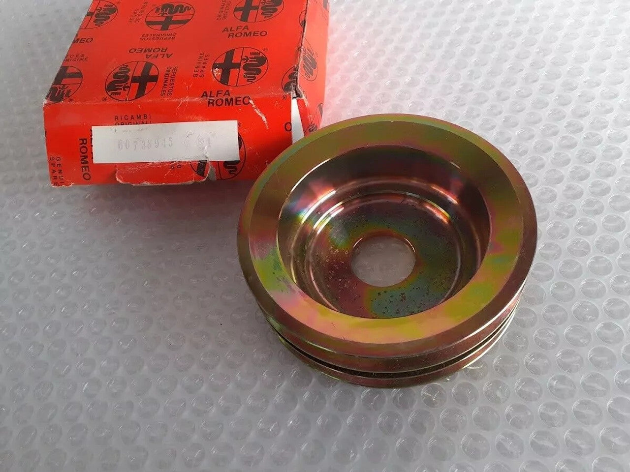 Air Condition Compressor Pulley fits Alfa Romeo 33 60738945 Genuine View Right