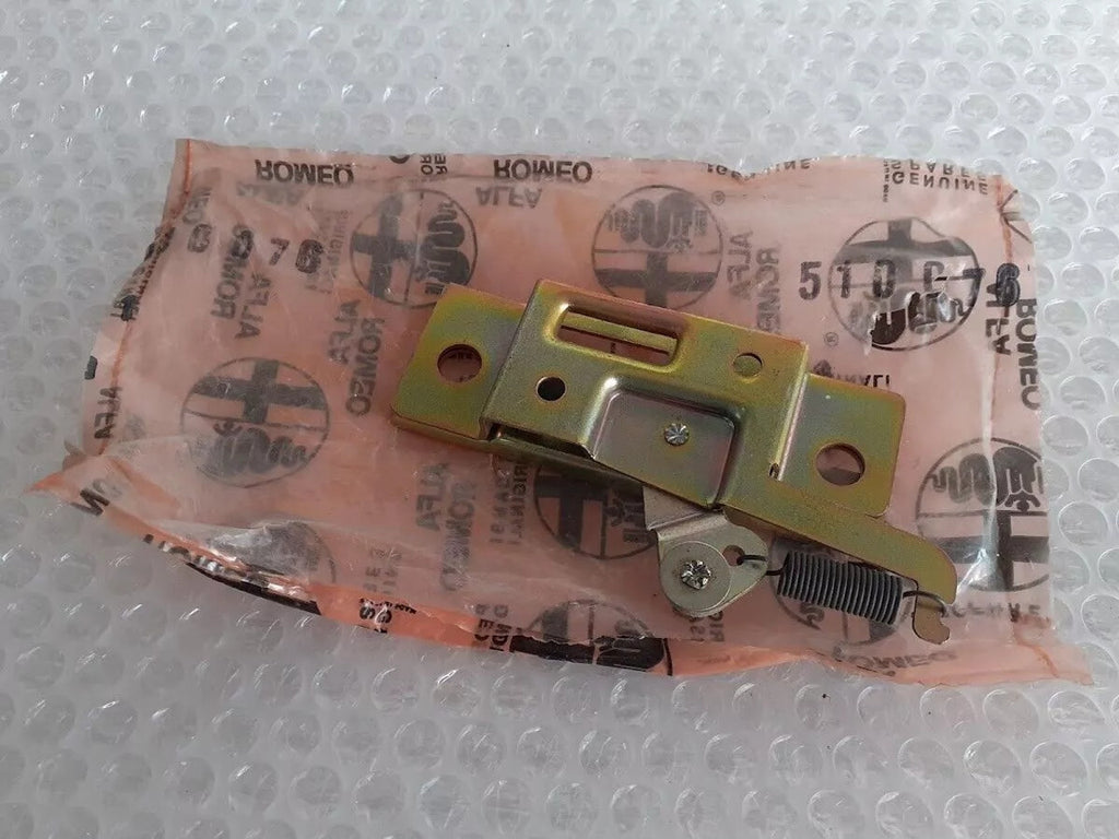 Tailgate Trunk Lid Lock fits Alfa Romeo Alfasud 60744075 Genuine View Rear