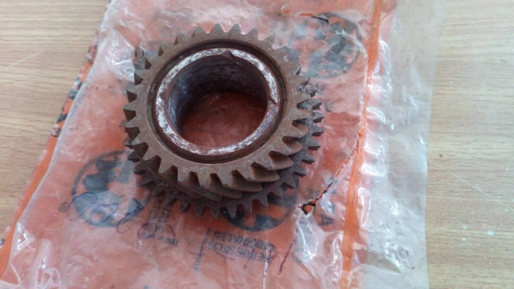 Transmission Gear fits Alfa Romeo 60744991 Genuine View Rear