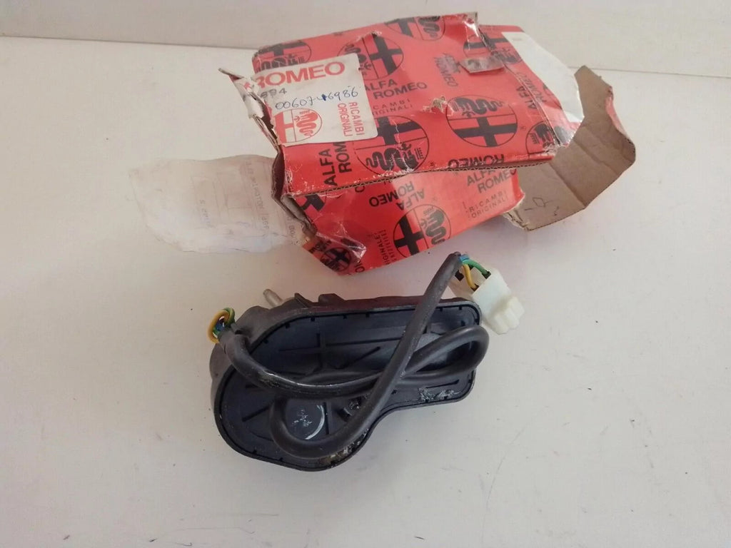 Headlight Wiper Motor Right fits Alfa Romeo 33 540894 Genuine 60746986 View Rear