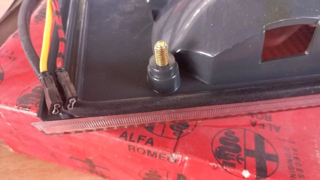Tail Light Left fits Alfa Romeo Alfasud 60747063 Genuine View Right