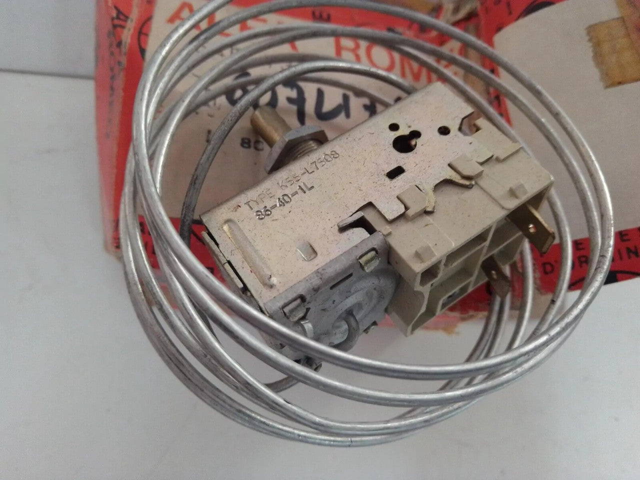 Air Condition Switch Thermostat fits Alfa Romeo 33 60747621 545732 Genuine View Rear