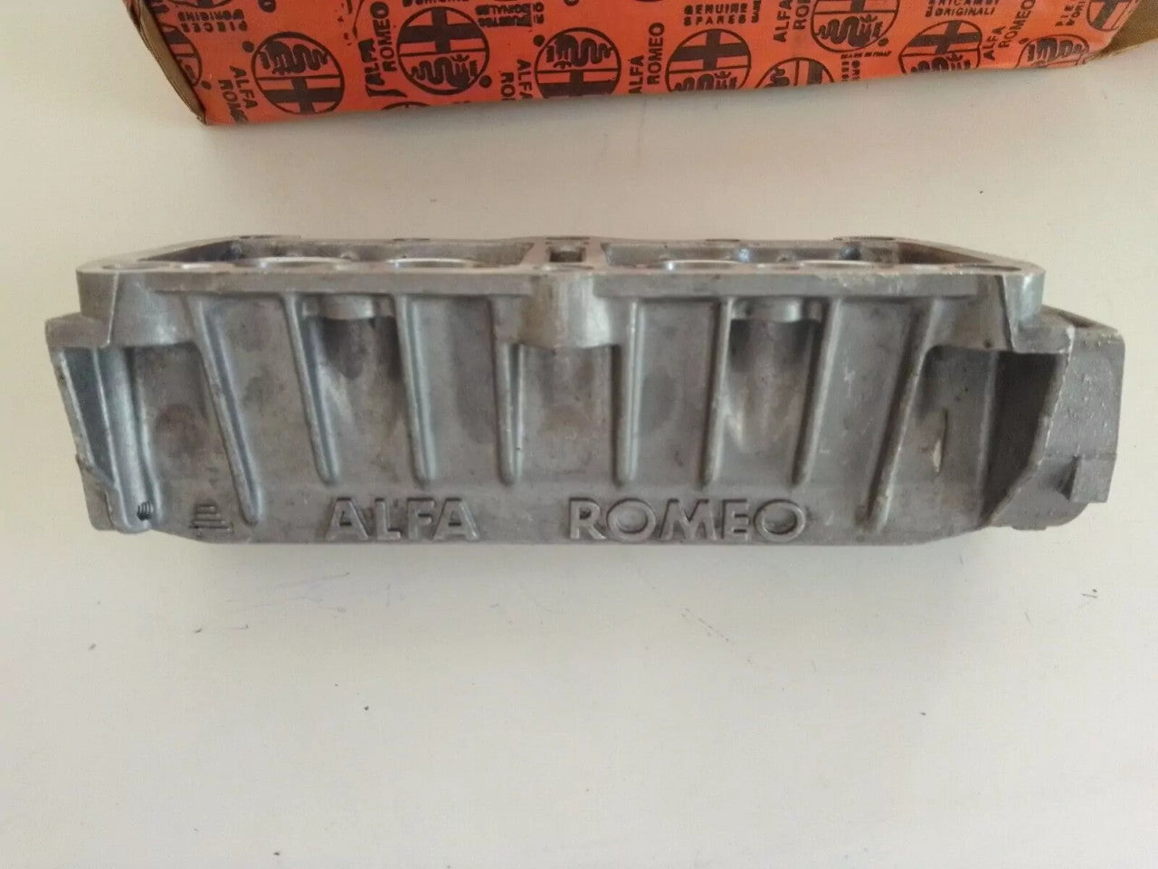 Valve Cover Right fits Alfa Romeo 33 145 146 60778403 Genuine View Upper