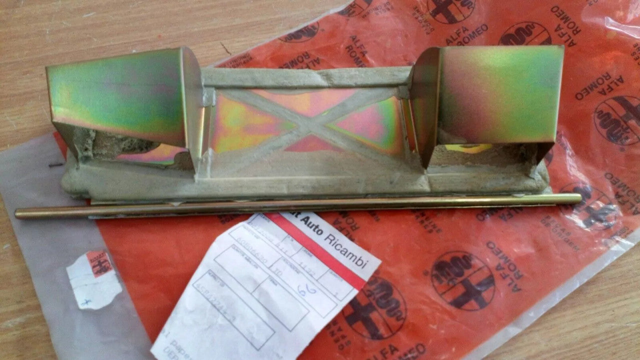Heater Core Lid Door fits Lancia Delta Dedra Alfa Romeo 155 60806630 Genuine View Front