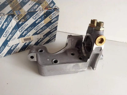 Oil Filter Base fits Alfa Romeo 155 Turbo 60810516 Genuine View Front