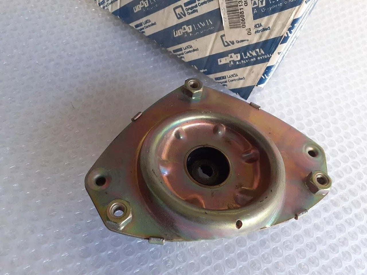 Strut Shock Mount Front Upper Left fits Fiat Lancia Alfa Romeo 60811373 Genuine View Rear