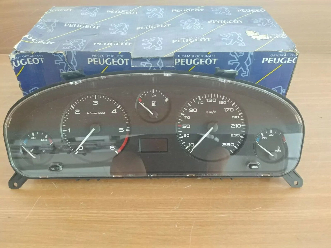 Instrument Cluster fits Peugeot 406 6104W8 Genuine View Front