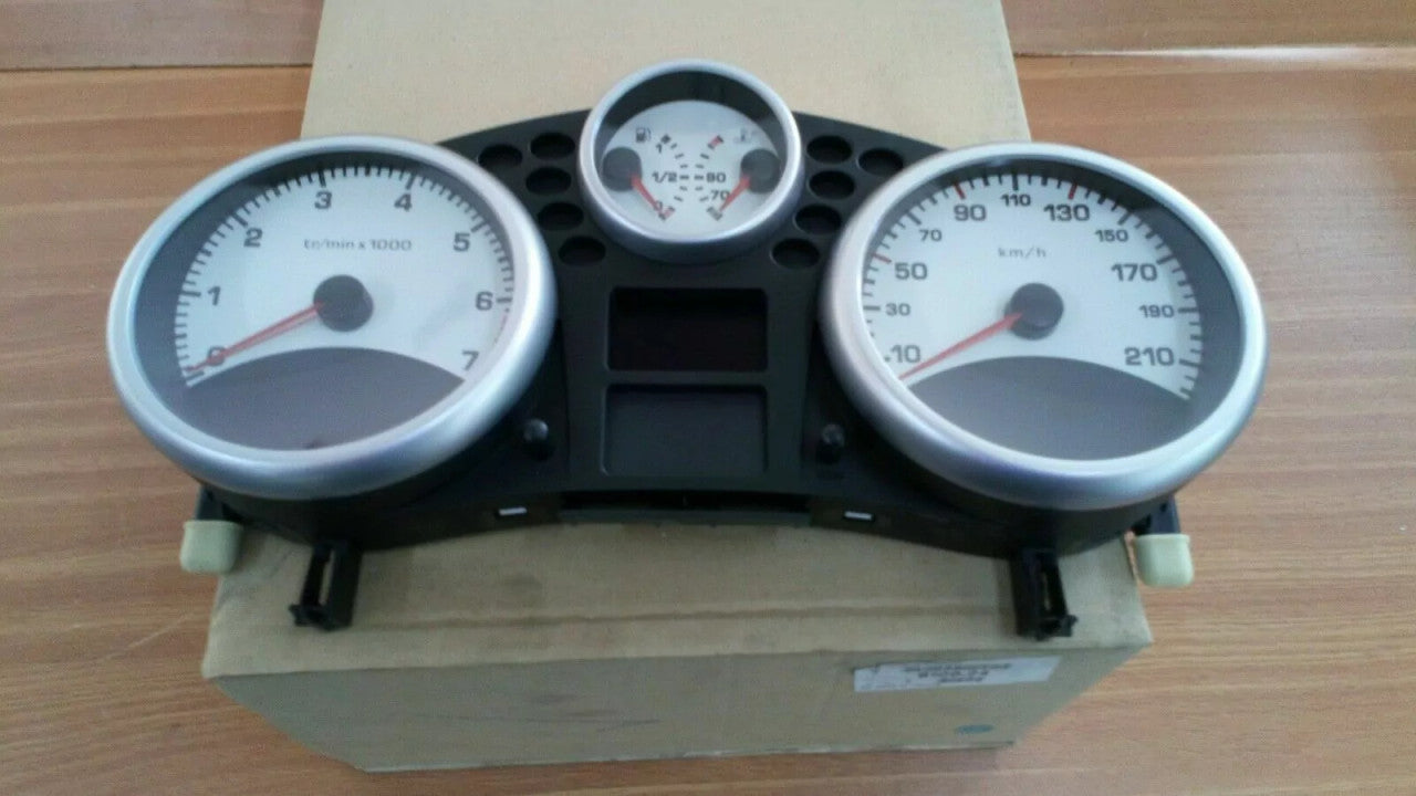 Instrument Cluster fits Peugeot 207 610624 Genuine View Front